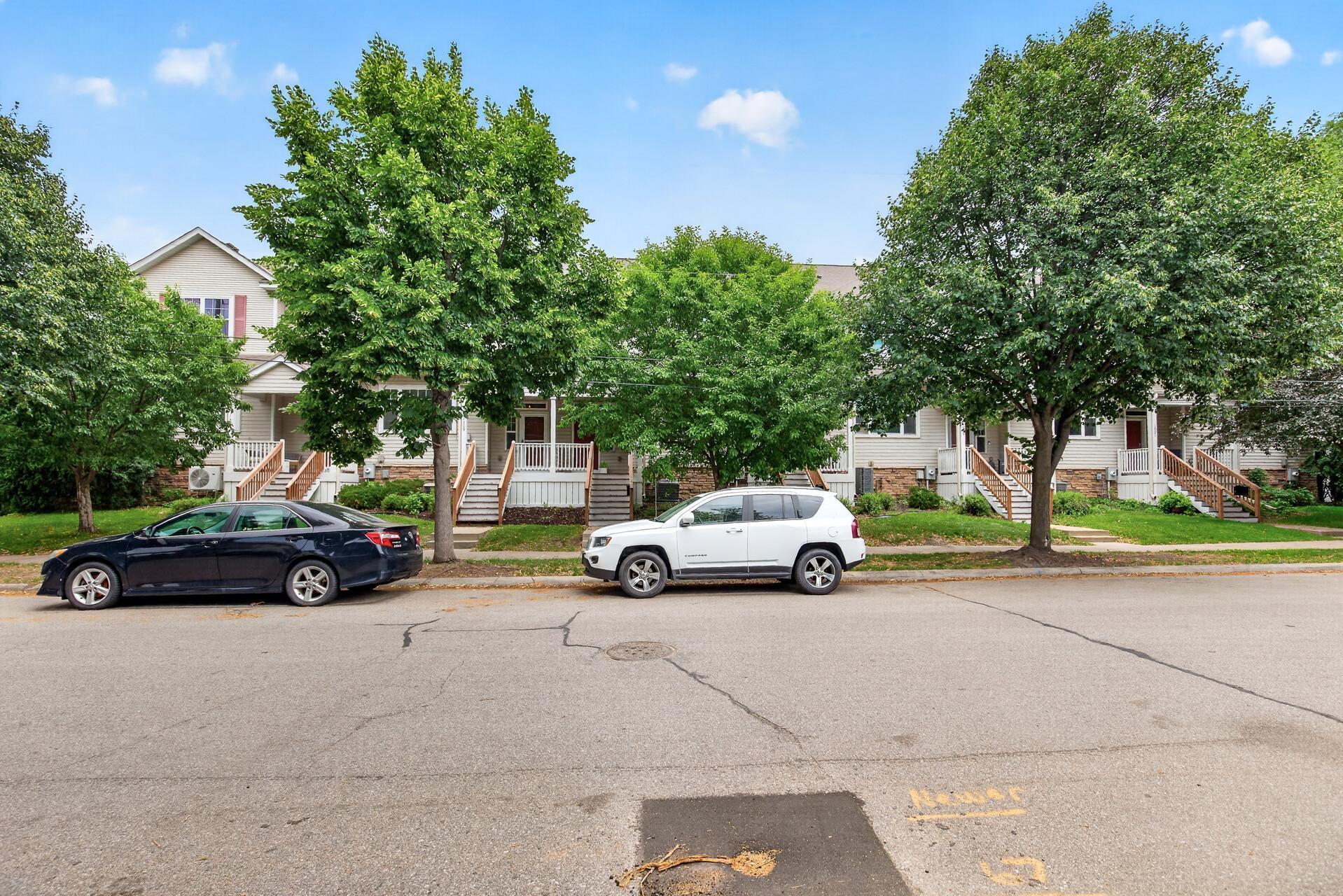 1807 3rd Street NE