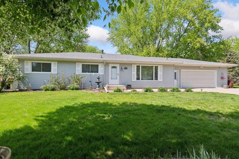 4051 Elmwood Drive Saint Bonifacius MN 55375