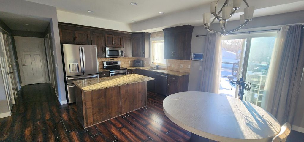 Photo of 1909 Spruce Meadows Drive SE, Rochester, MN 55904 (MLS # 7014747)