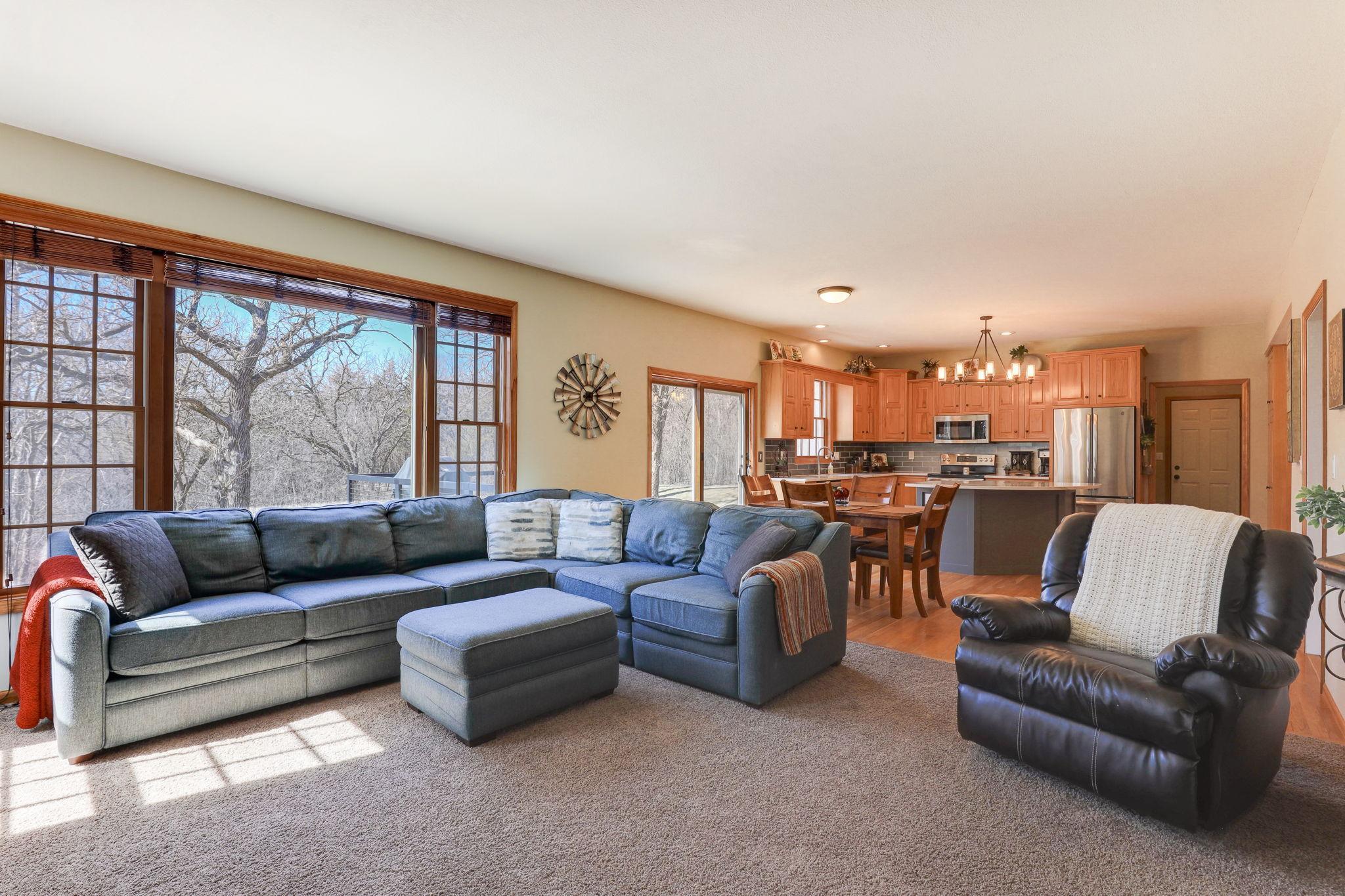 17 Old Deerfield Road