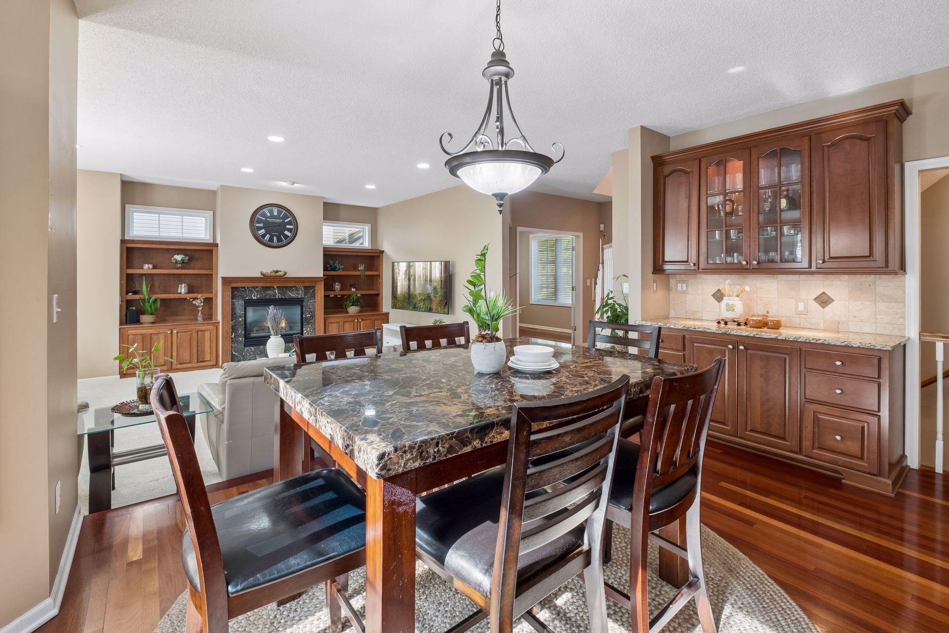 15016 Viewcrest Lane