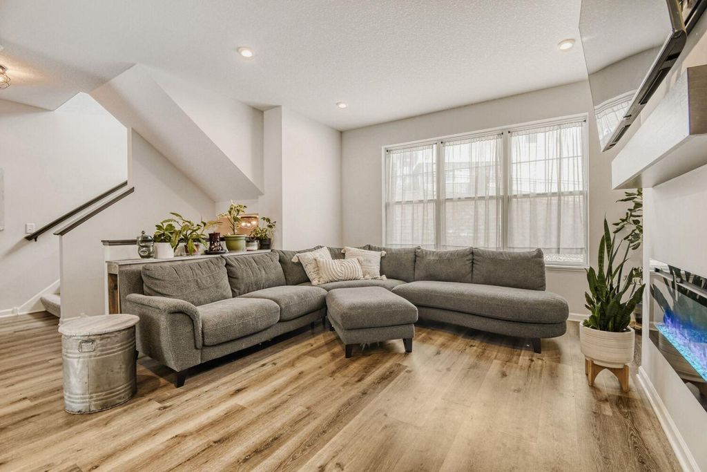 Photo of 2214 Gateway Curve, North Saint Paul, MN 55109 (MLS # 7050265)