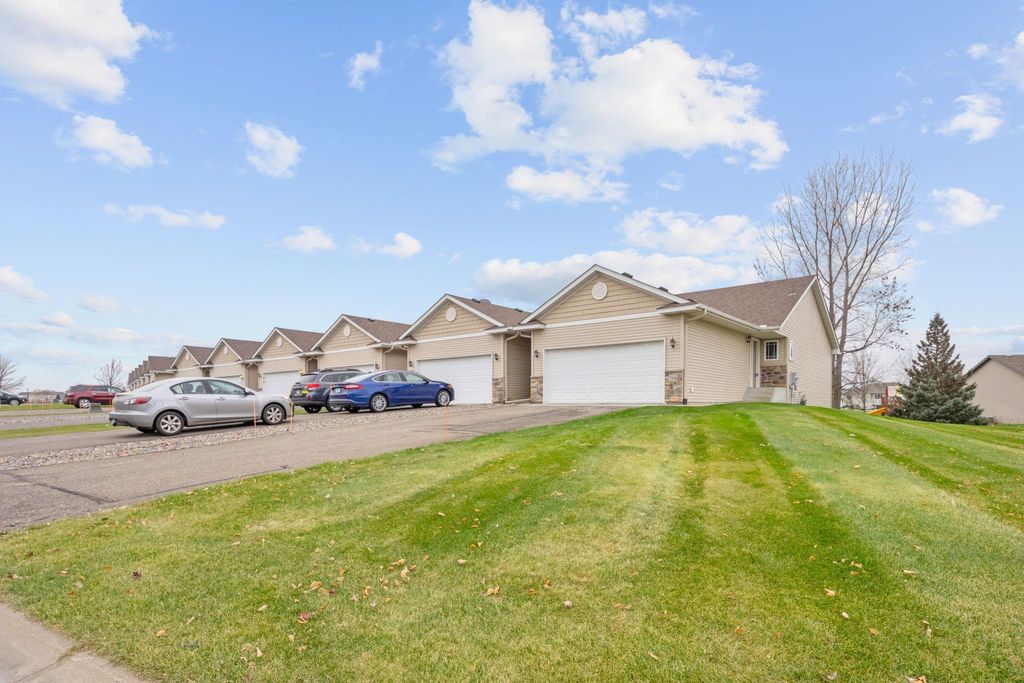 Photo of 7316 Kahler Circle NE, Otsego, MN 55301 (MLS # 6817977)