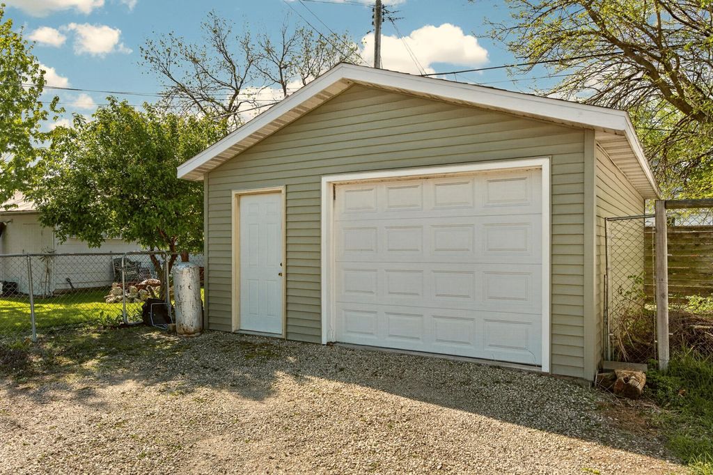 Photo of 659 W 4th Street, Winona, MN 55987 (MLS # 7065180)