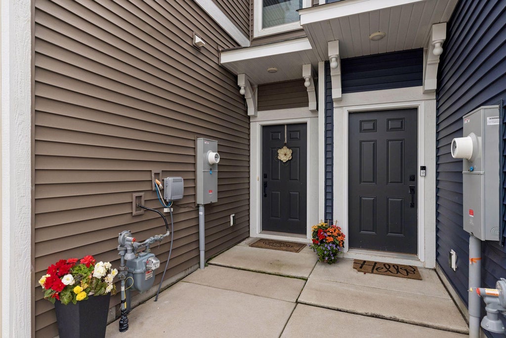 Photo of 9729 4th Street N, Lake Elmo, MN 55042 (MLS # 7126299)