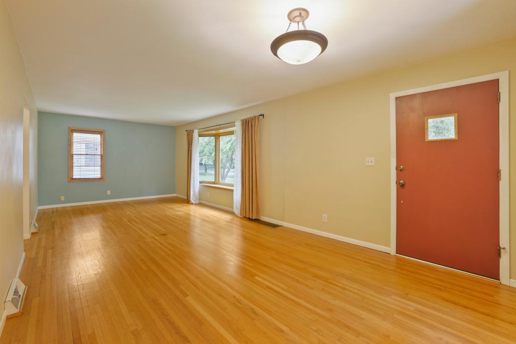 3340 Utah Avenue S - Photo 3