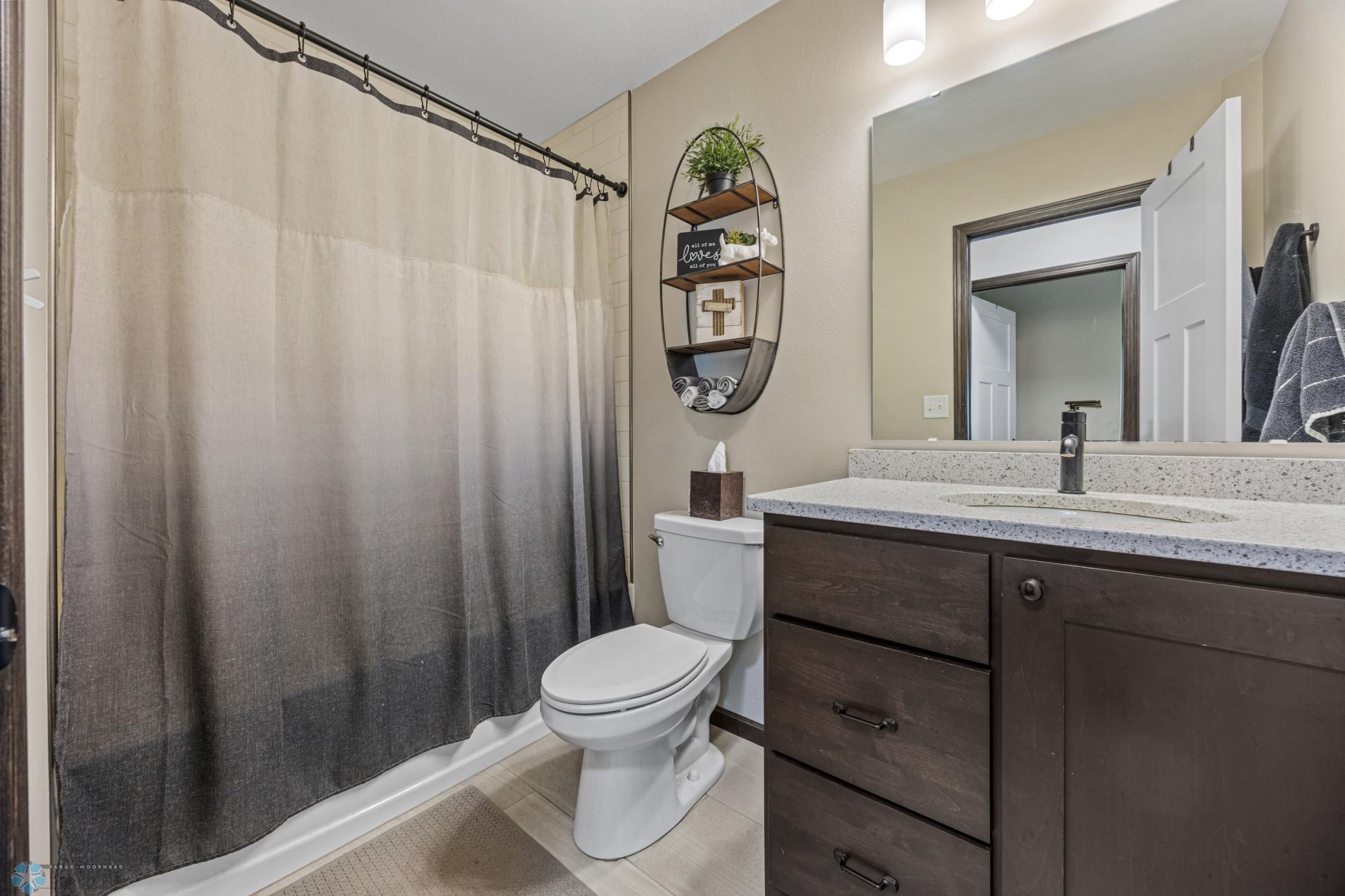 Horace, North Dakota 58047, United States, 4 Bedrooms Bedrooms, ,3 BathroomsBathrooms,Residential,Pending Sale,250149