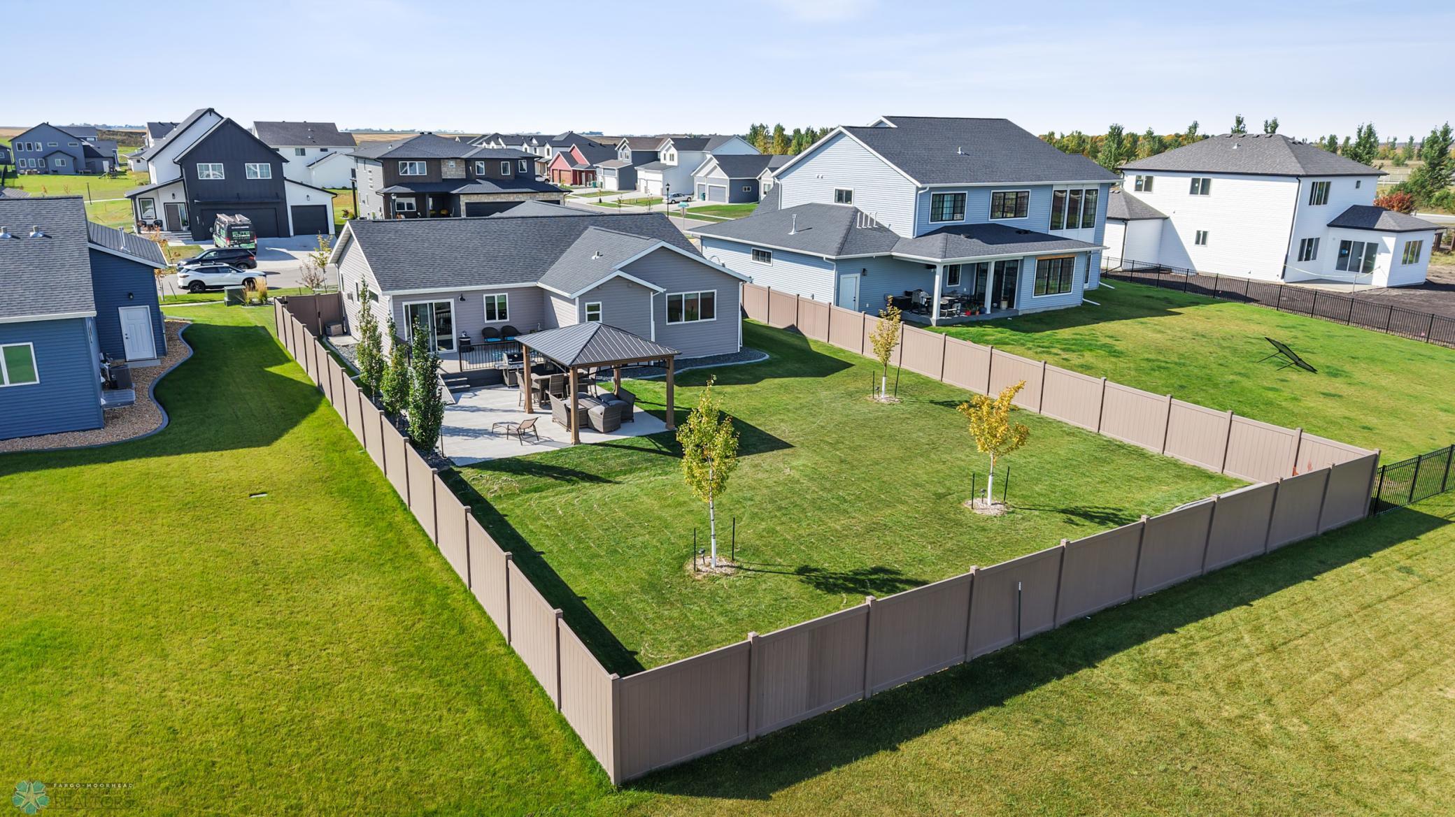 Horace, North Dakota 58047, United States, 4 Bedrooms Bedrooms, ,3 BathroomsBathrooms,Residential,Pending Sale,250149