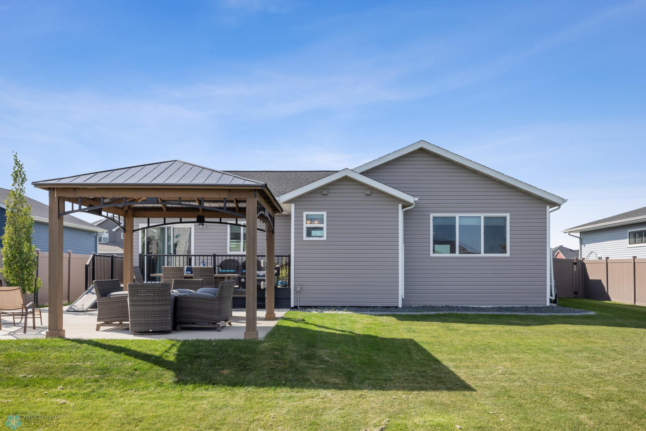 Horace, North Dakota 58047, United States, 4 Bedrooms Bedrooms, ,3 BathroomsBathrooms,Residential,Pending Sale,250149