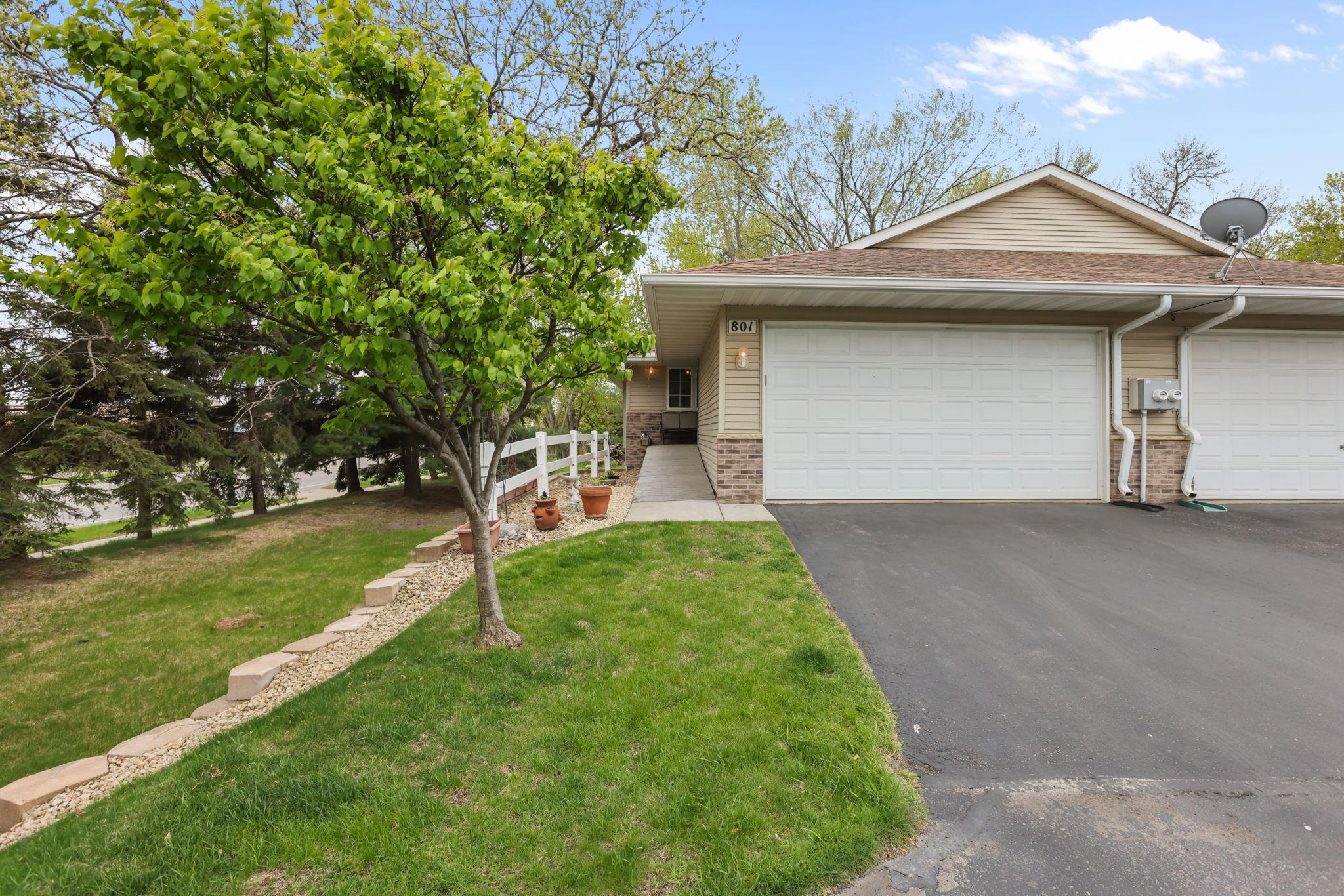 801 White Oak Court