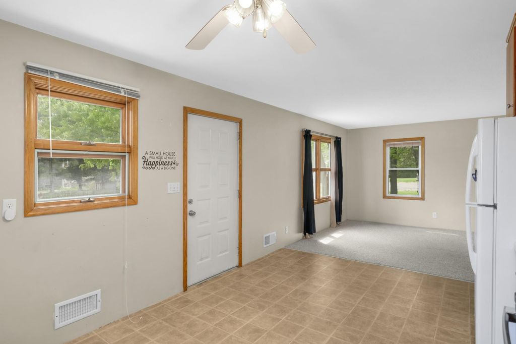 Photo of 1935 55th Street E, Inver Grove Heights, MN 55077 (MLS # 7069757)
