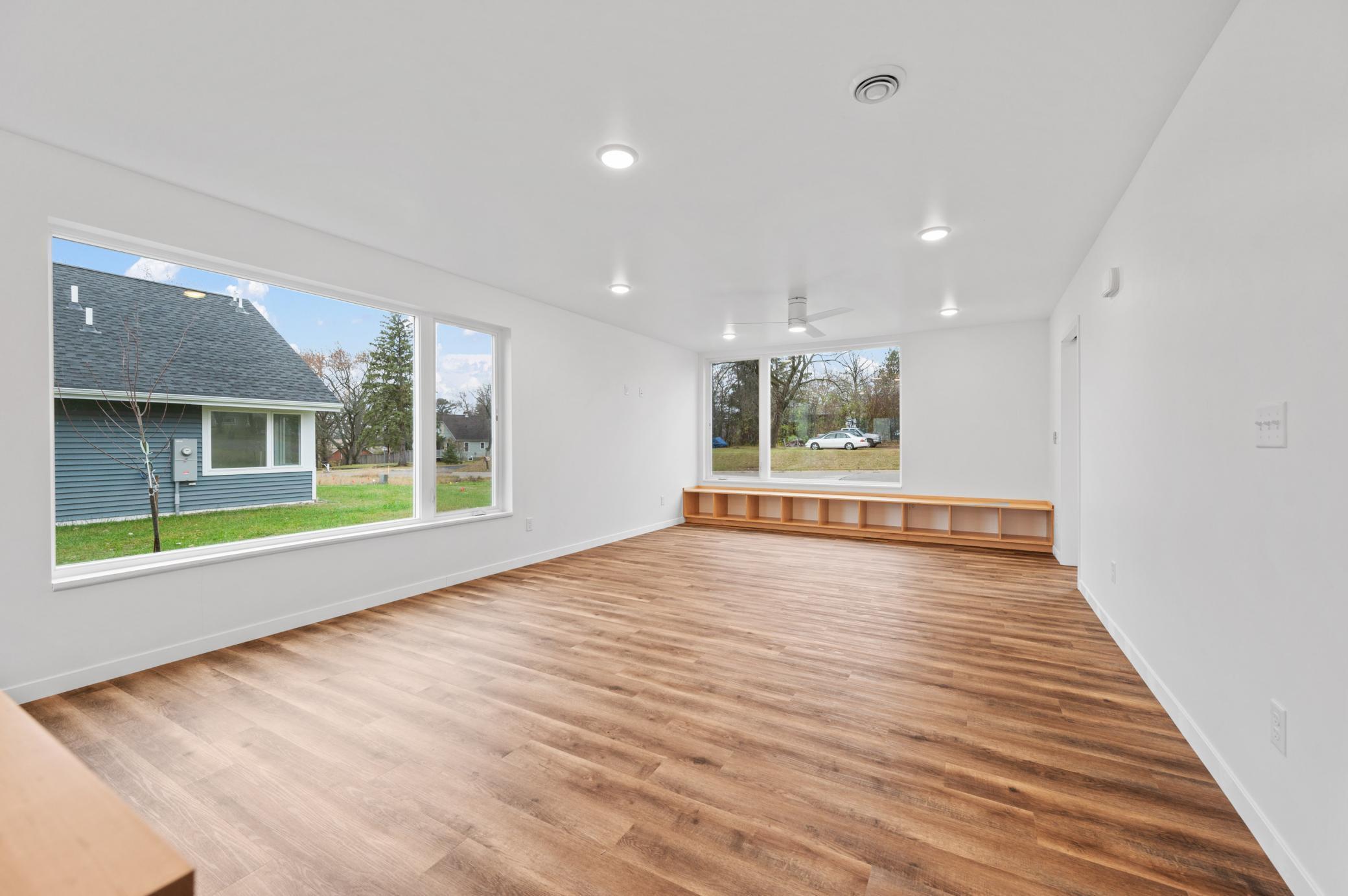 712 NW 8th Avenue