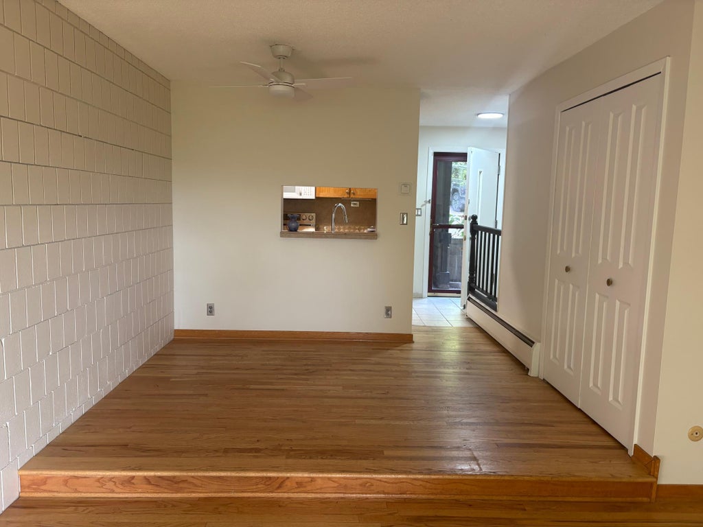 Photo of 380 Ramsey Street #3A, Saint Paul, MN 55102 (MLS # 7146800)