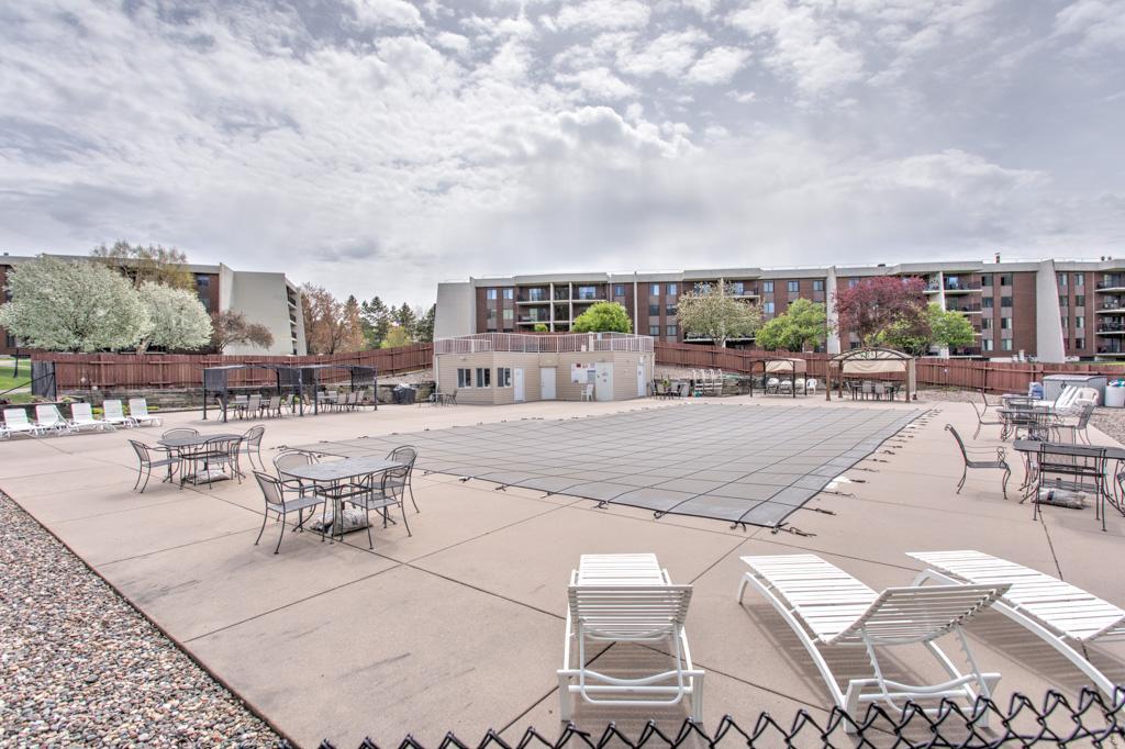2455 Londin Lane E 219