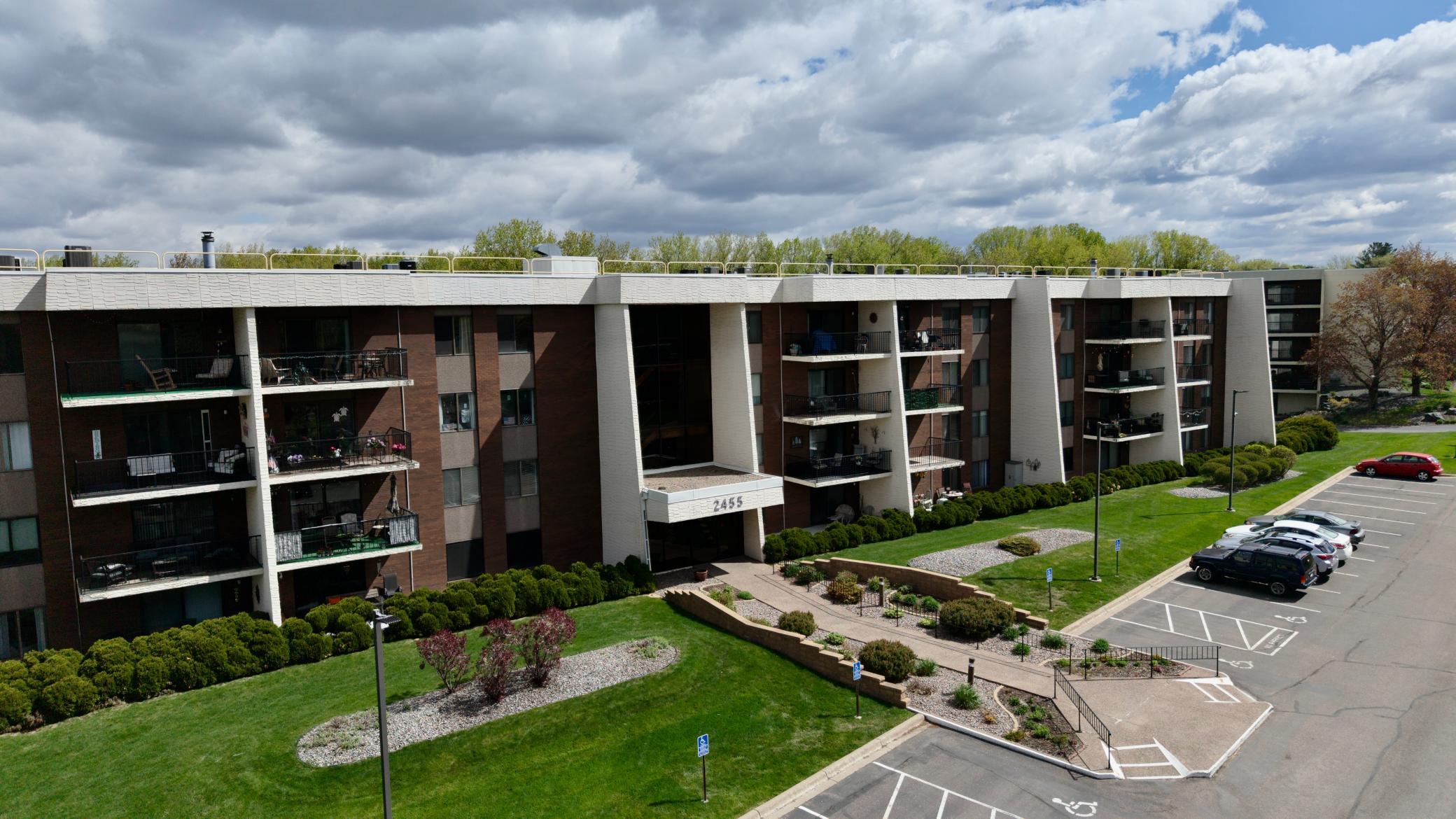 2455 Londin Lane E 219