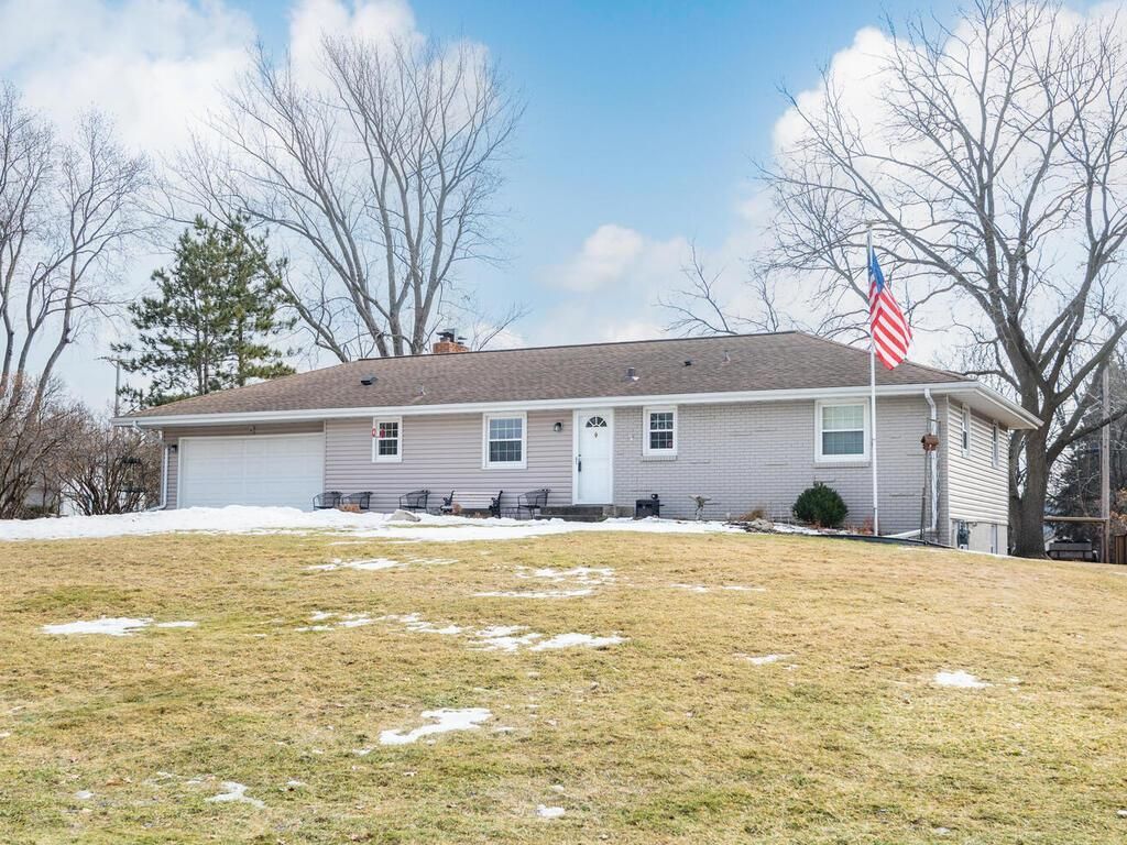 Photo of 17731 Sterling Terrace, Eden Prairie, MN 55346 (MLS # 7028203)