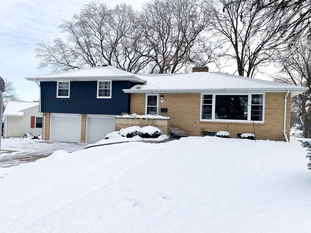 Photo of 2233 Gilbert Lane, South Saint Paul, MN 55075 (MLS # 6821933)