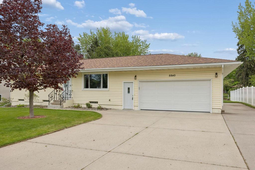 Photo of 5840 Rolling Ridge Road, Saint Cloud, MN 56303 (MLS # 7071604)