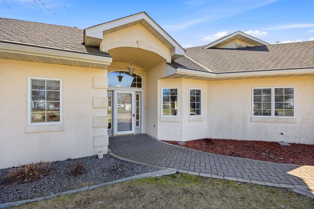 Photo of 1320 Heritage Avenue NW, Hutchinson, MN 55350 (MLS # 7044502)