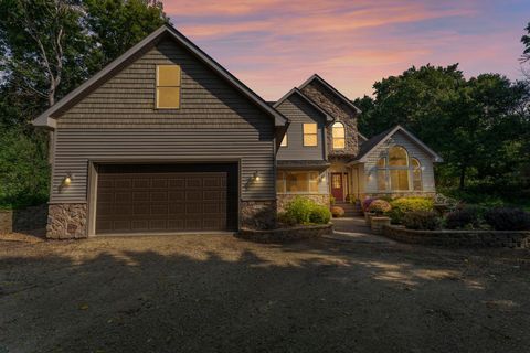 2317 Arlington Avenue E Maplewood MN 55119