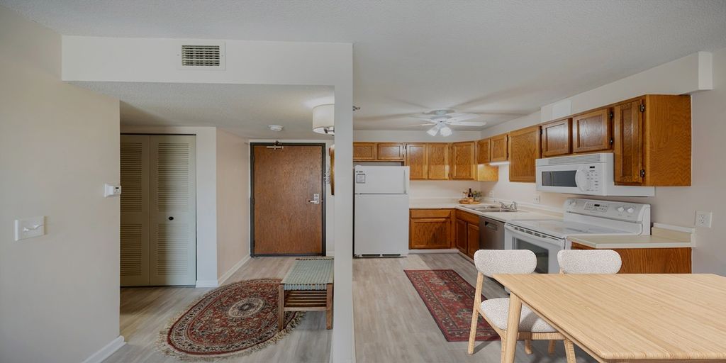 Photo of 6615 Lake Shore Drive S #308, Richfield, MN 55423 (MLS # 7045846)