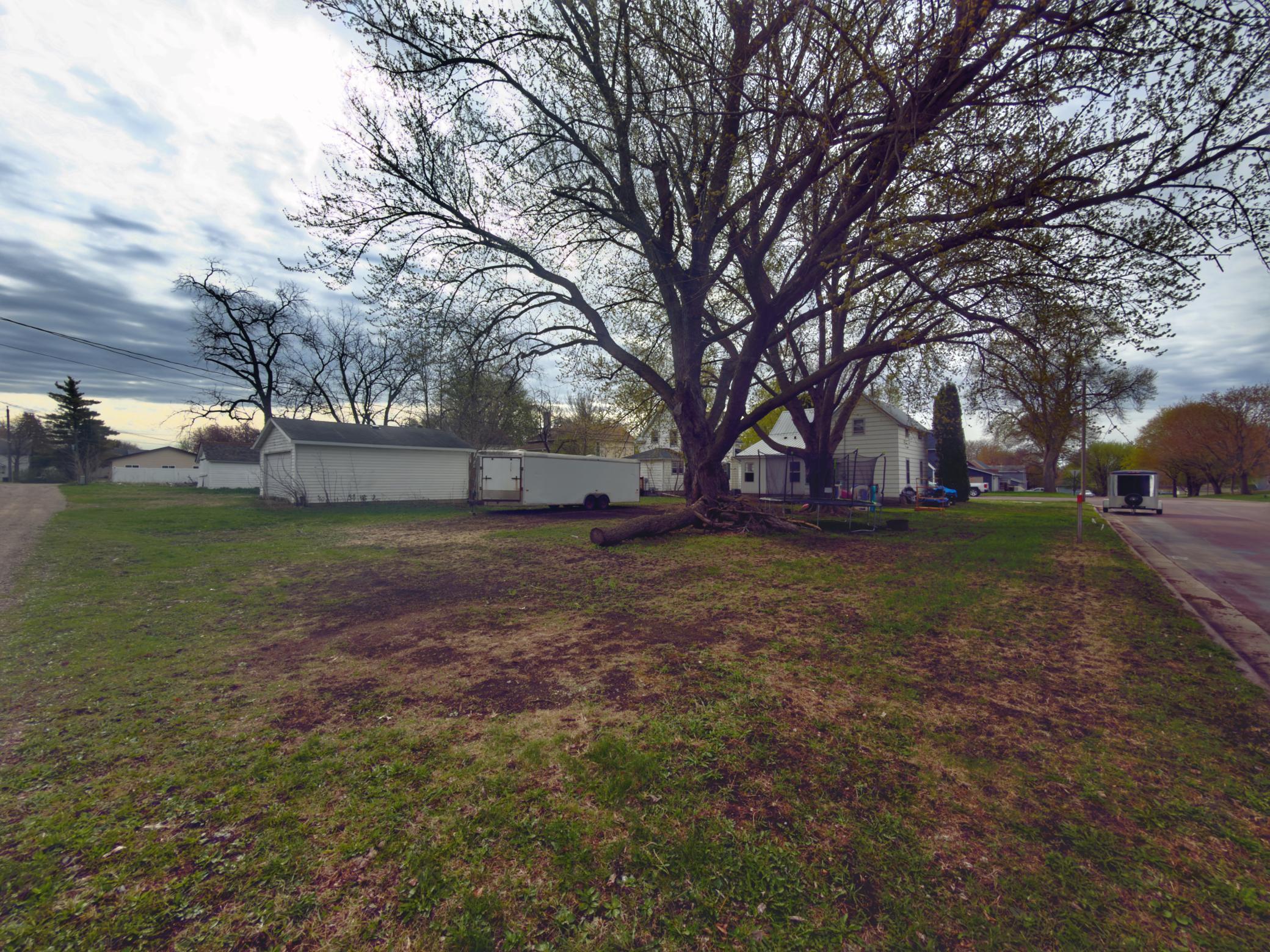 391 W Franklin Street
