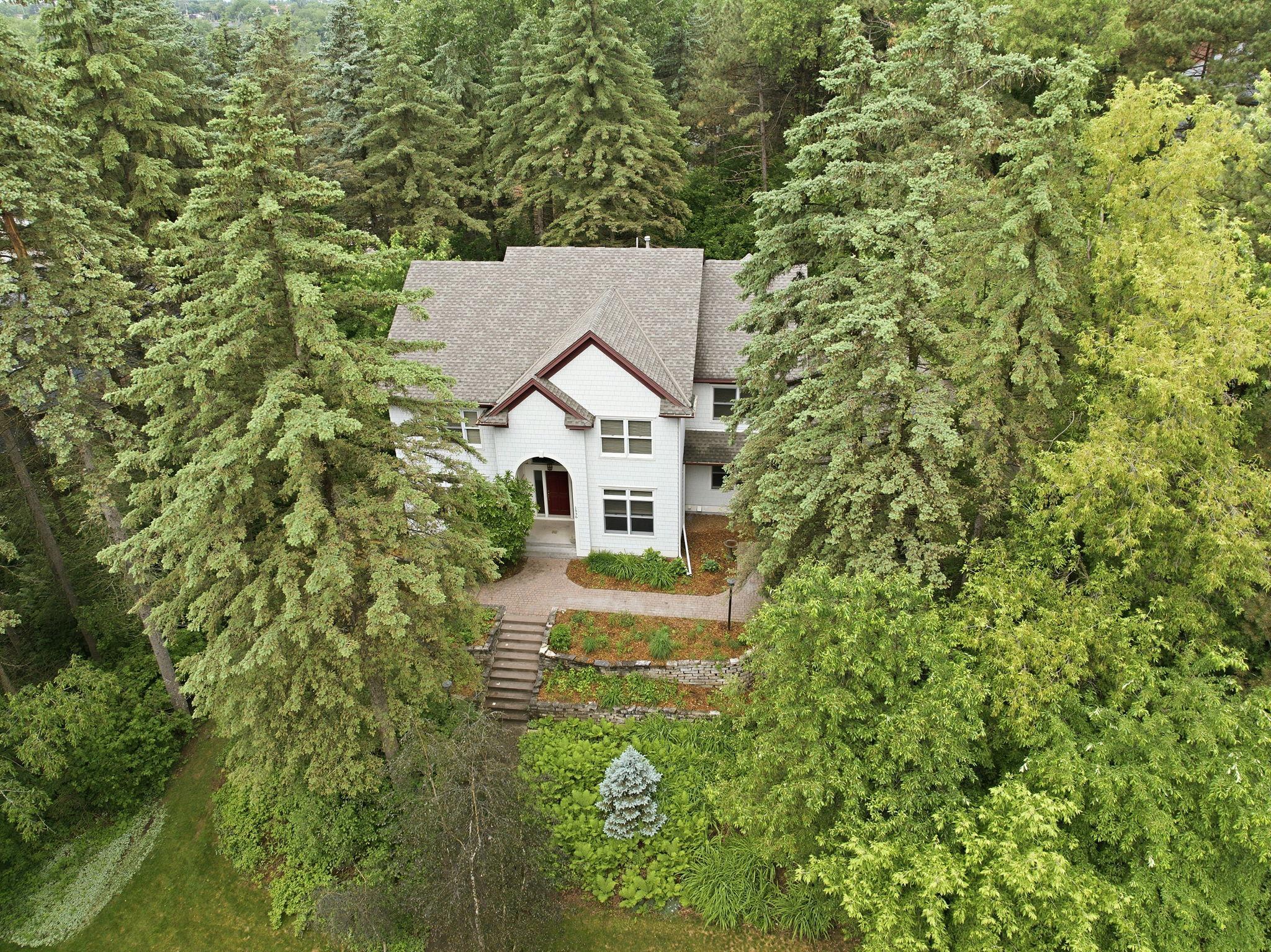 1536 Shannon Drive