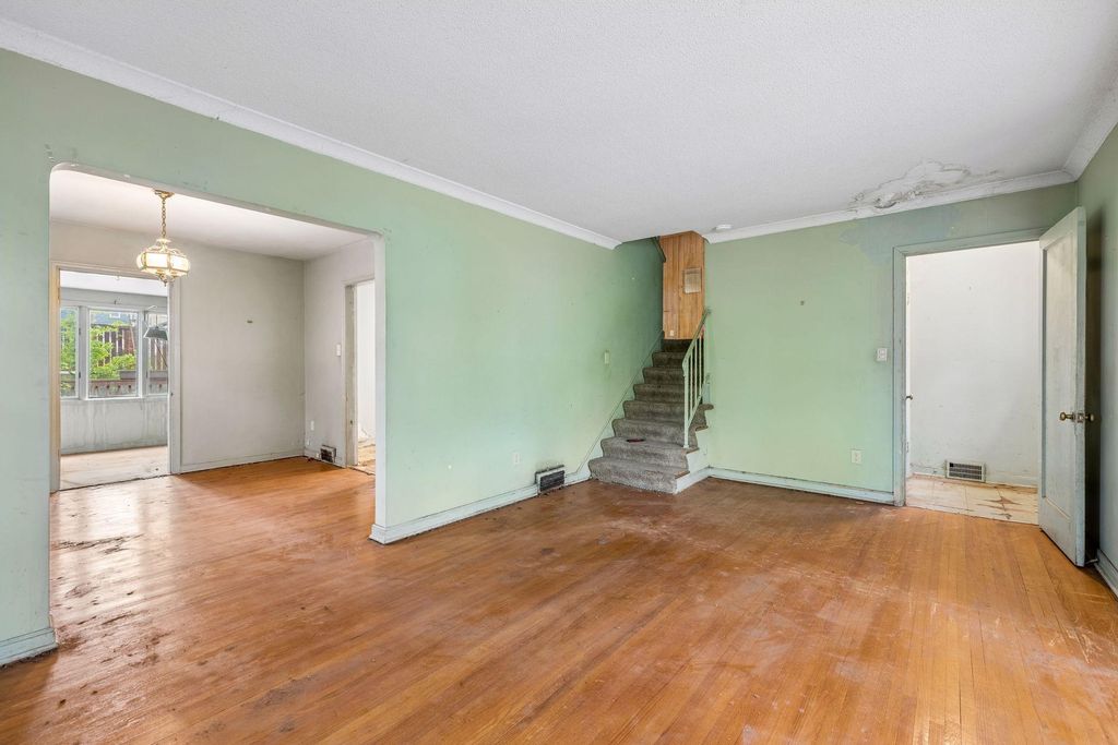 Photo of 1858 Bayard Avenue, Saint Paul, MN 55116 (MLS # 7073756)
