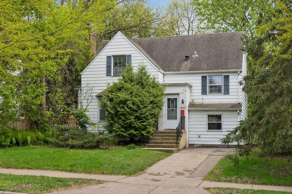 Photo of 1858 Bayard Avenue, Saint Paul, MN 55116 (MLS # 7073756)
