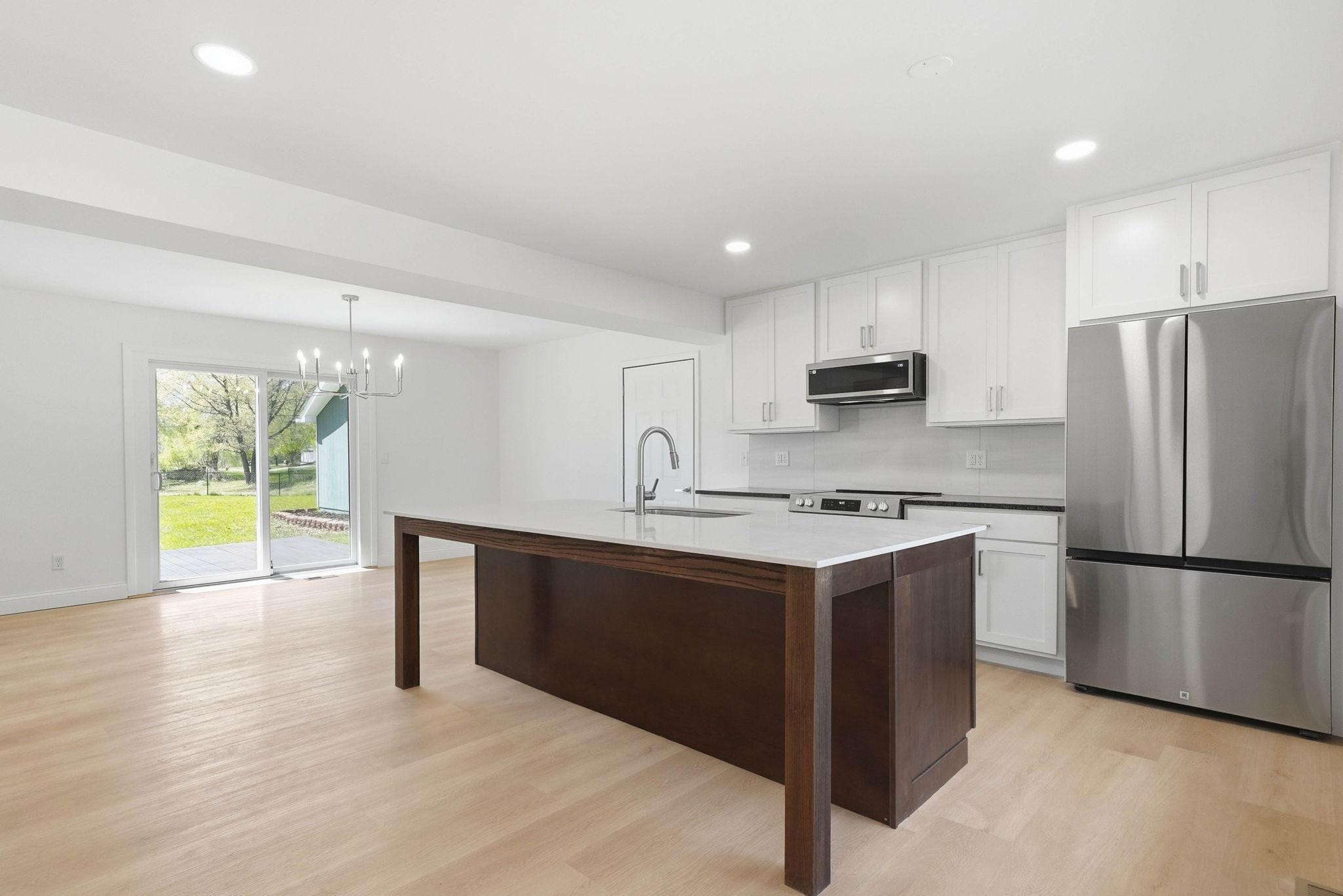 8504 Edison Street NE