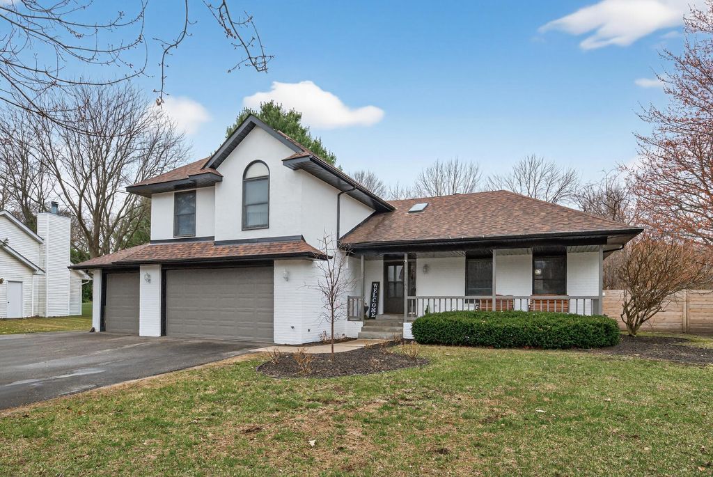 Photo of 2346 Heights Avenue E, Maplewood, MN 55119 (MLS # 7049070)