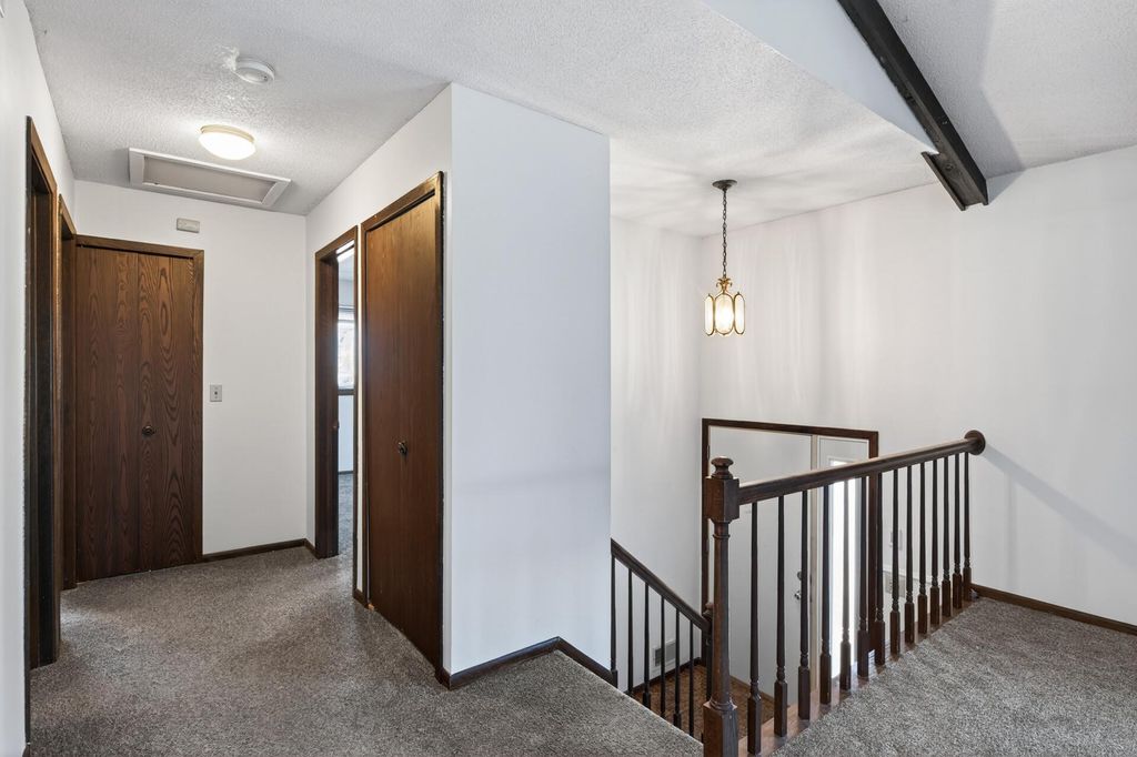 Photo of 3426 Highlander Drive, Eagan, MN 55122 (MLS # 7019151)