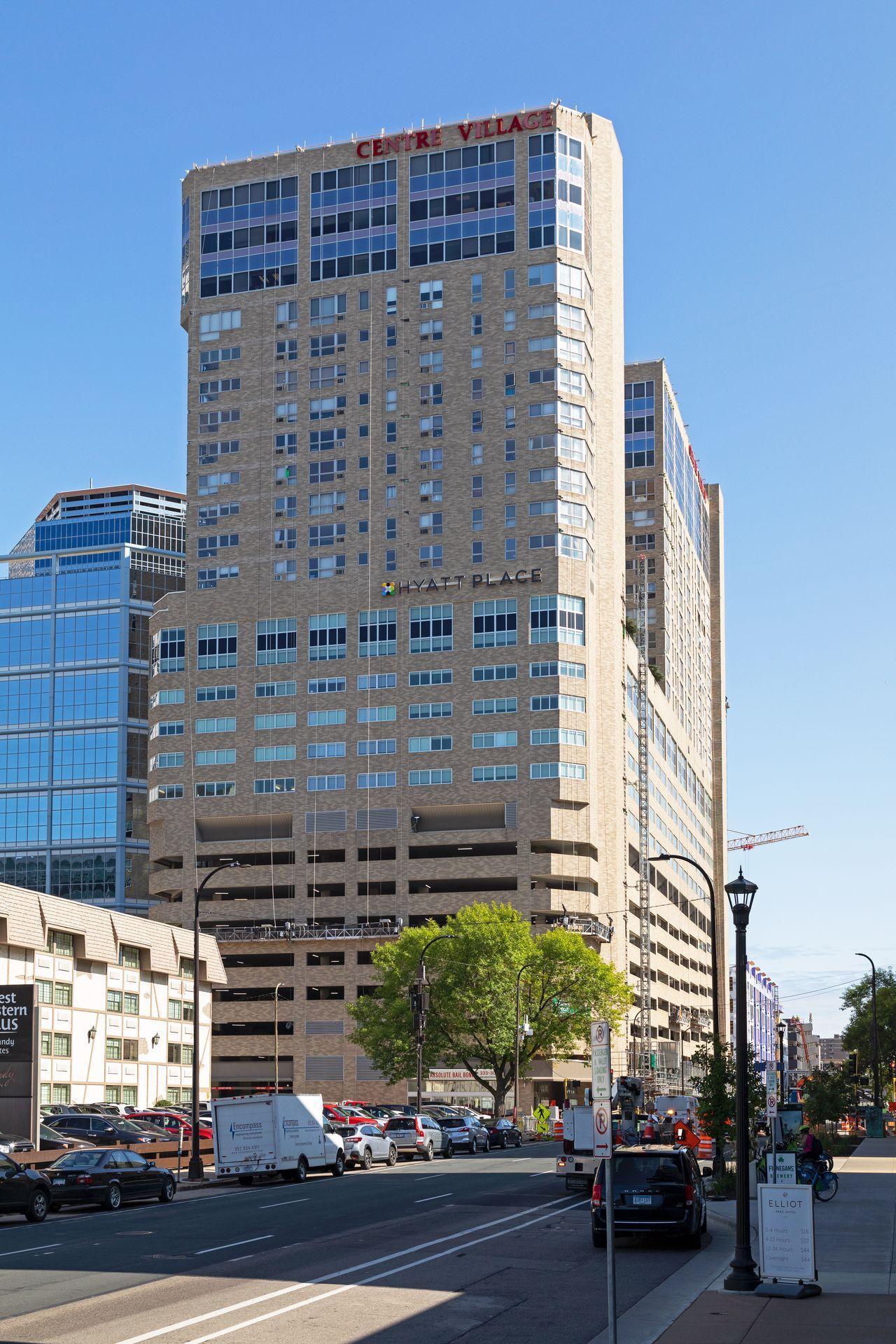 431 S 7th Street 2621