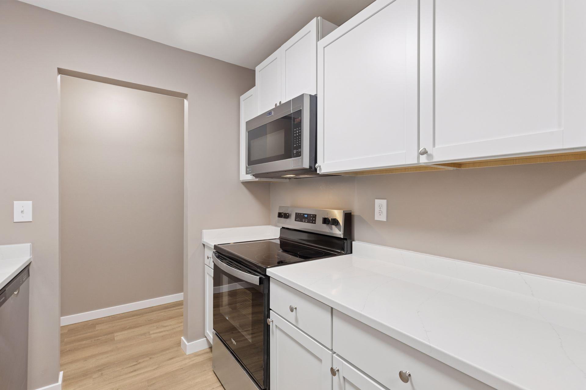 3431 Kent Street 704