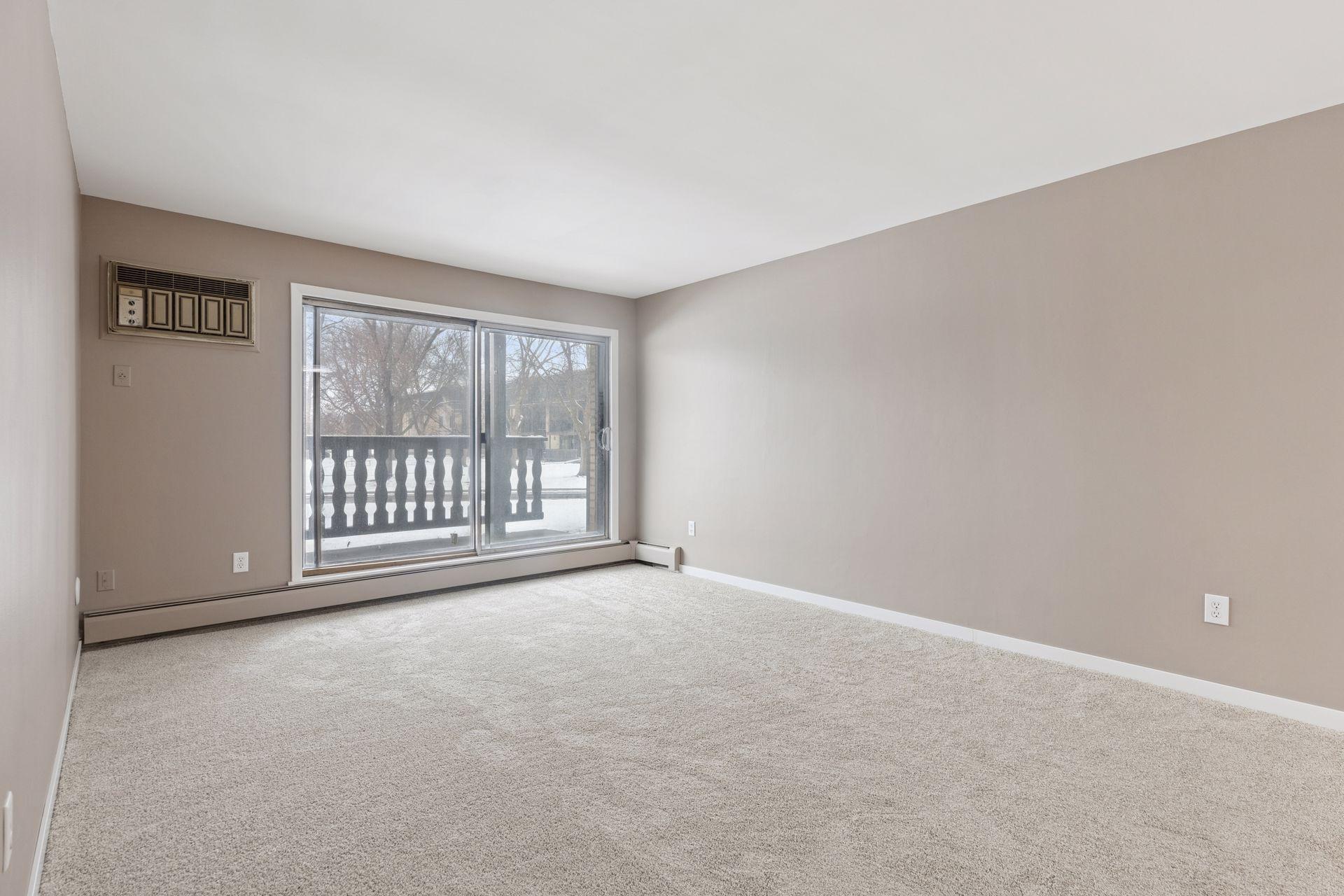 3431 Kent Street 704