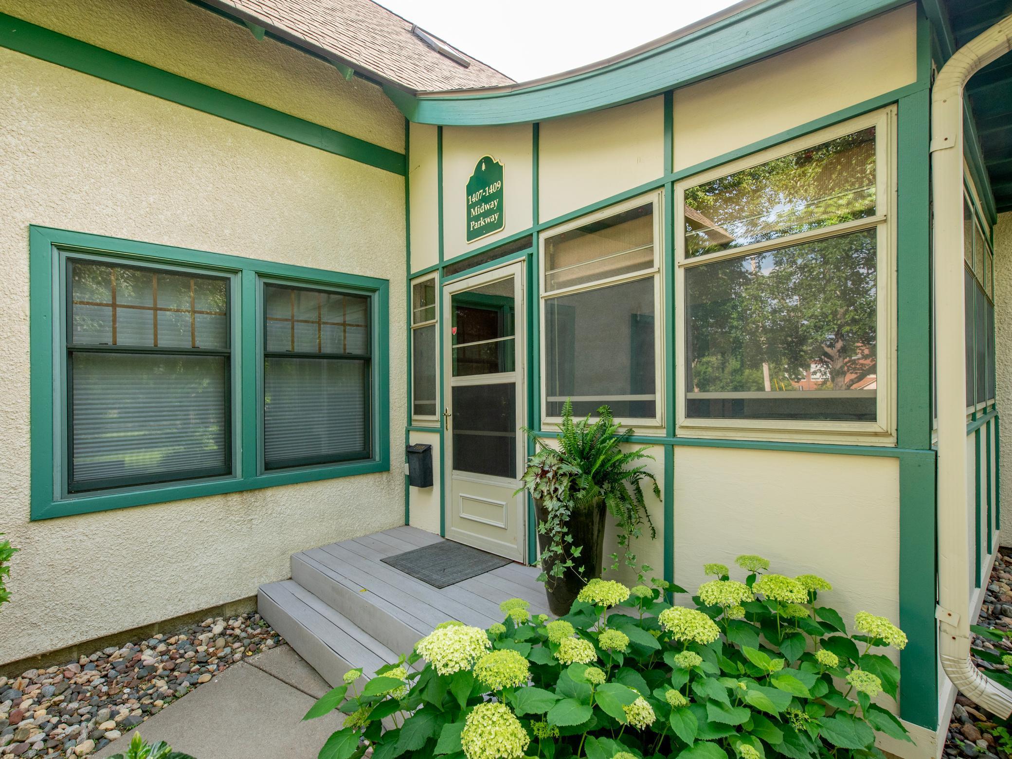 1407 Midway Parkway