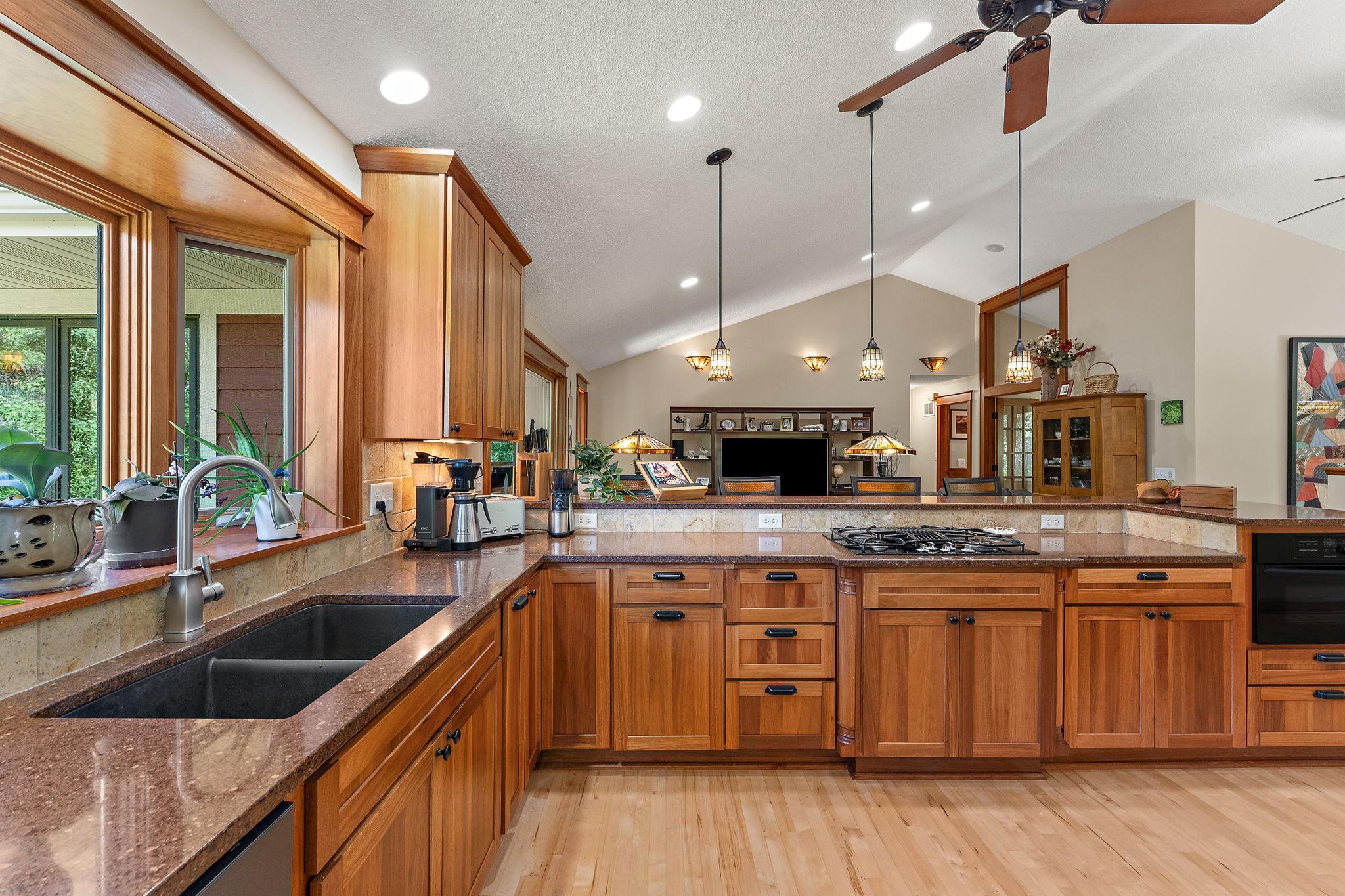4815 120th Street W