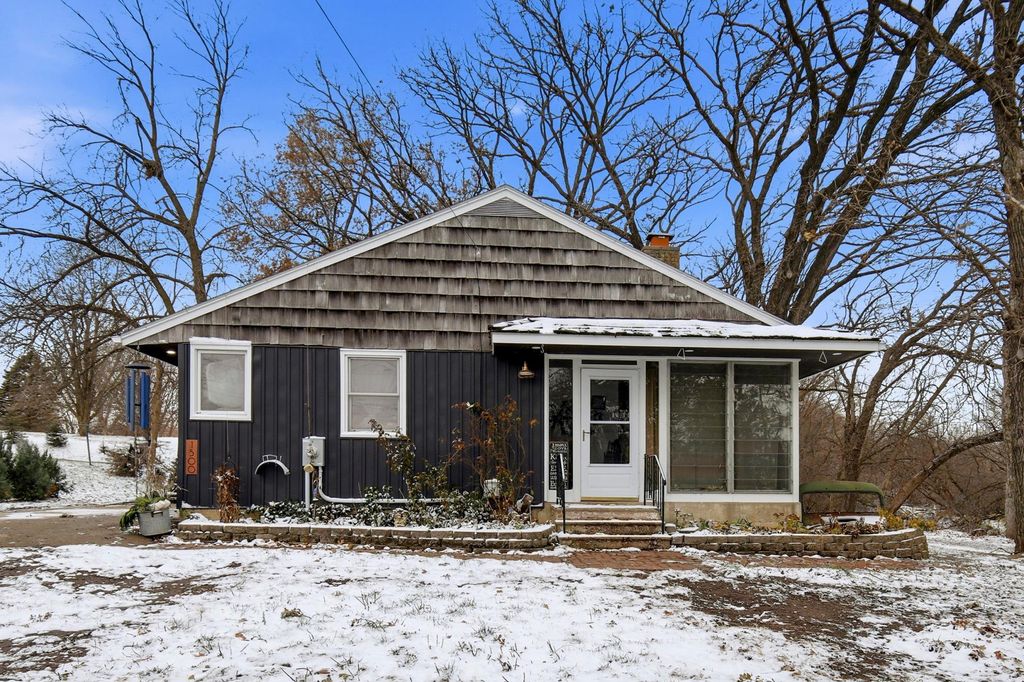 Photo of 1500 16th Street SW, Austin, MN 55912 (MLS # 6821815)