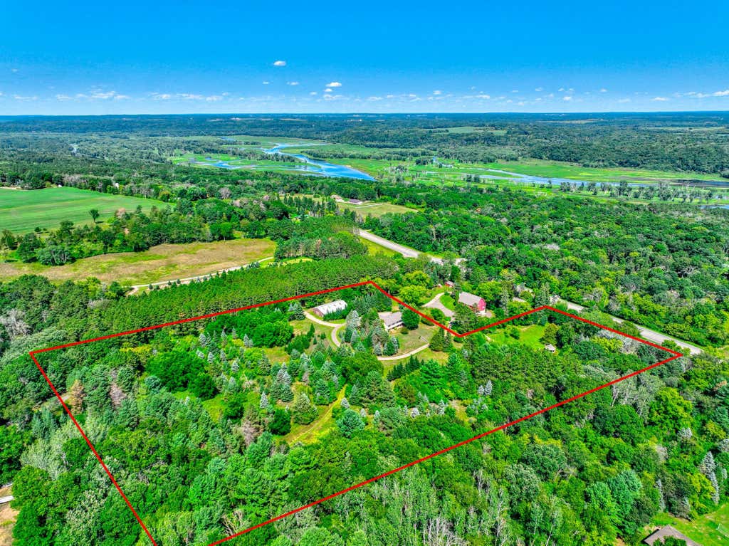 Photo of 12860 Saint Croix Trail N, Stillwater, MN 55082 (MLS # 7128580)