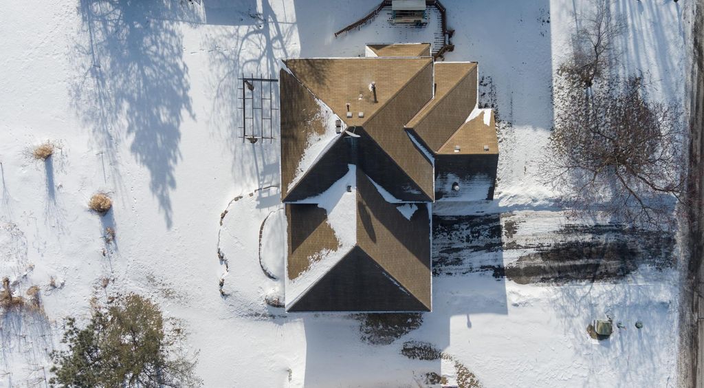 Photo of 5537 Golfview Avenue N, Oakdale, MN 55128 (MLS # 7009776)