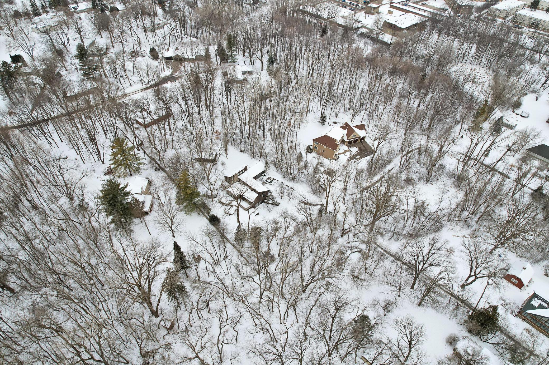 5880 Christmas Lake Road