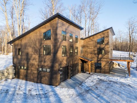 30167 Nicholas Street Grand Rapids MN 55744