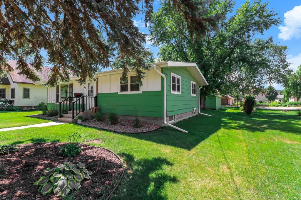 Photo of 324 Augusta Avenue, Paynesville, MN 56362 (MLS # 7094709)