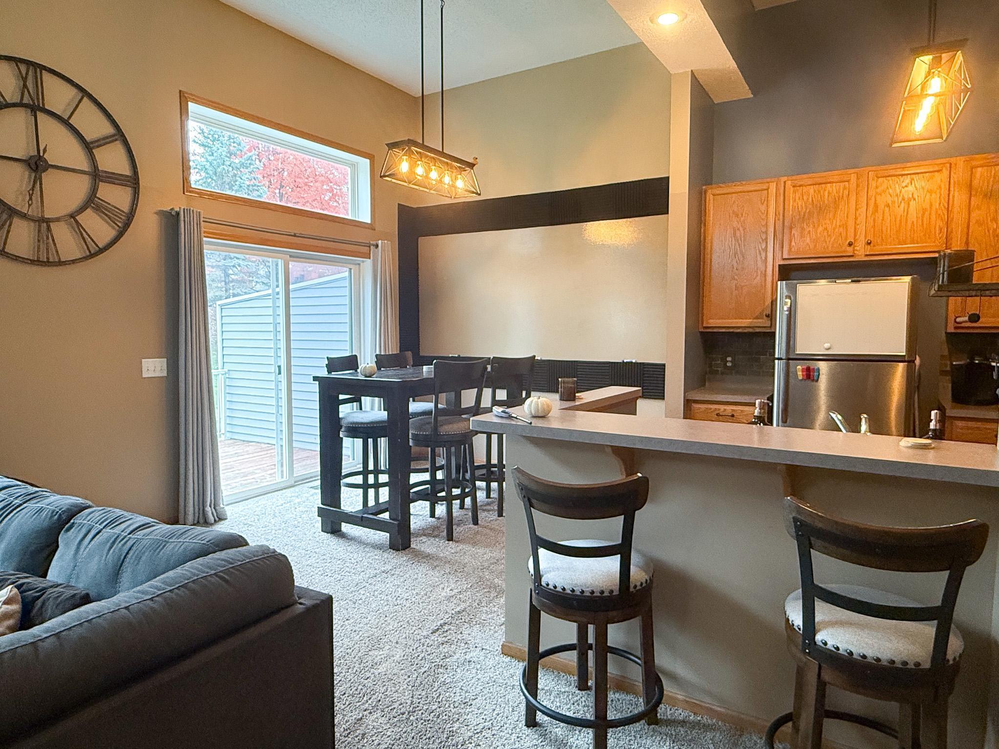 4943 Bluff Heights Trail SE