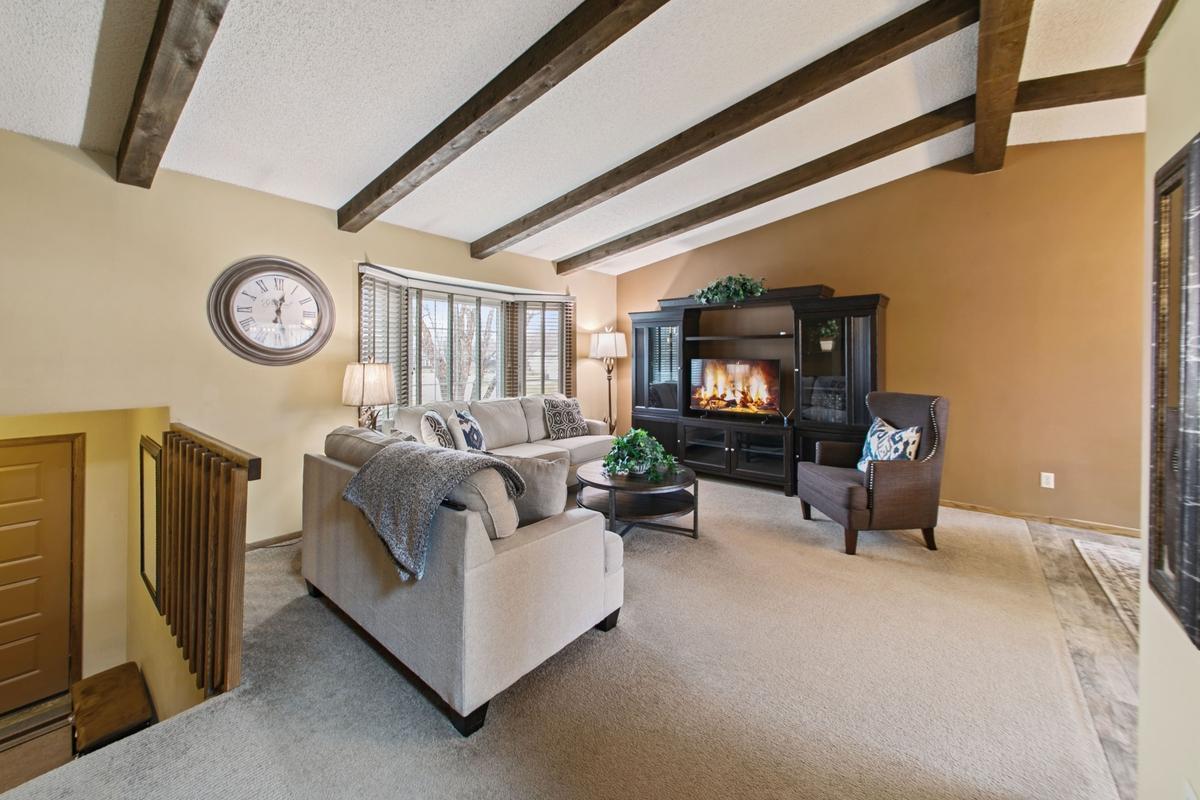 4614 Beacon Hill Road