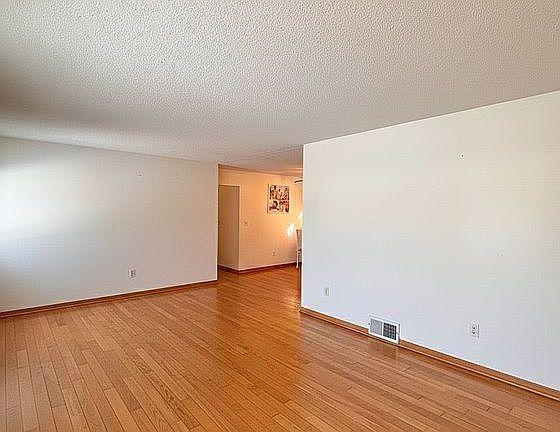 10025 Wentworth Avenue S