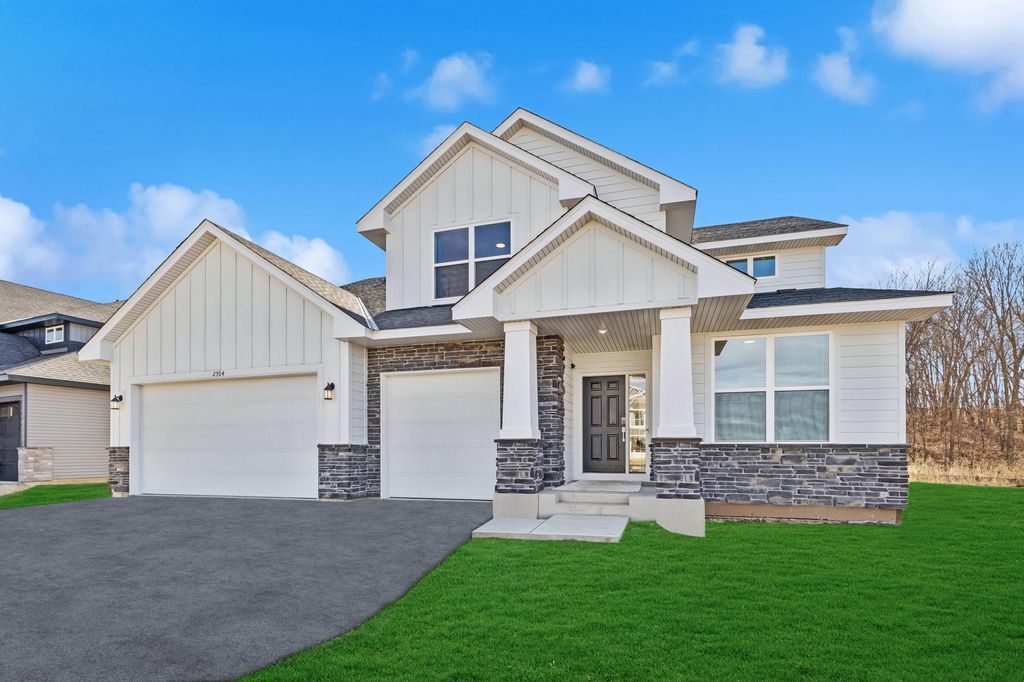 Photo of 2704 Aspen Drive, Shakopee, MN 55379 (MLS # 7062407)