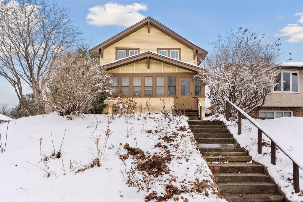 Photo of 1563 Arcade Street, Saint Paul, MN 55106 (MLS # 7024555)