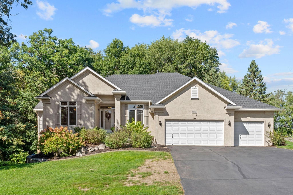 Photo of 17854 179th Trail W, Lakeville, MN 55044 (MLS # 7119791)