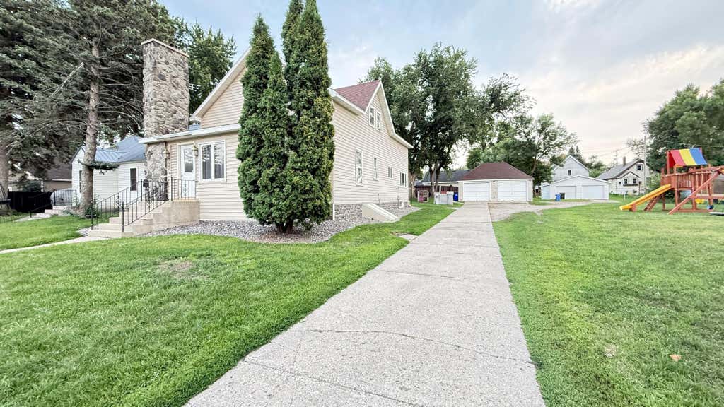 Photo of 135 5th Avenue, Granite Falls, MN 56241 (MLS # 7127161)